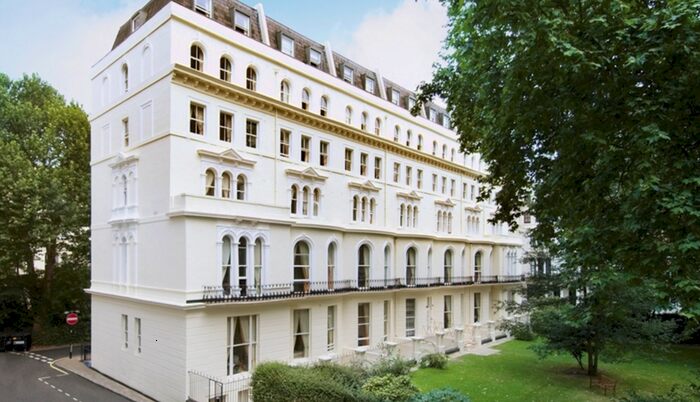 2 Bedroom Flat To Rent In Kensington Gardens Square, London, W2