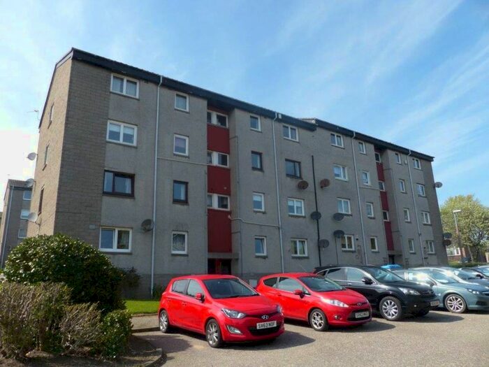 2 Bedroom Detached House To Rent In Cairncry Road, Aberdeen, AB16