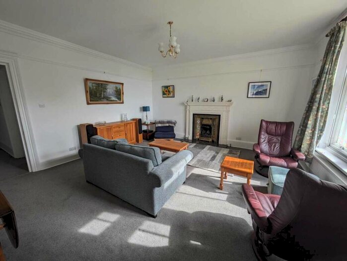 2 Bedroom Apartment To Rent In Sandgate Road, Folkestone, Kent, CT20