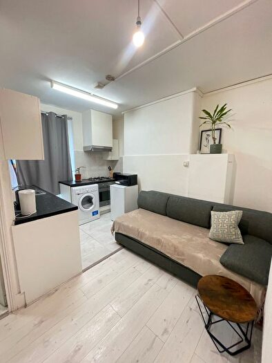 1 Bedroom Flat To Rent In Penfold Place, London, NW1