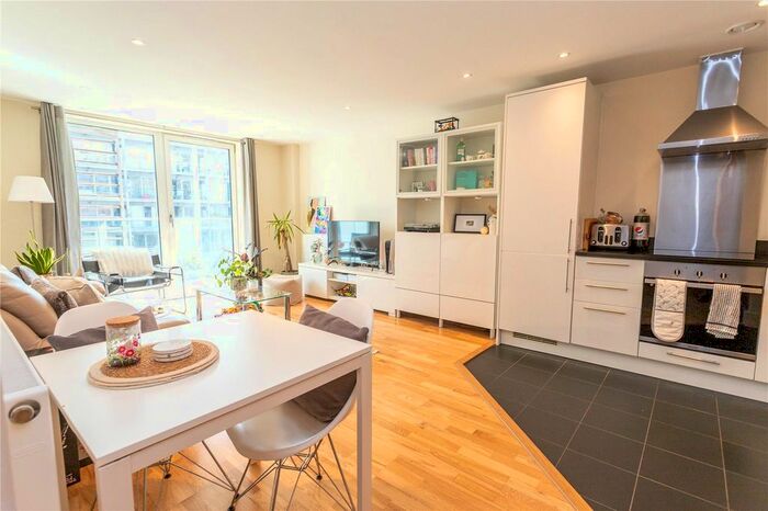 1 Bedroom Flat To Rent In Hatfield House, Merryweather Place, Greenwich, London, SE10