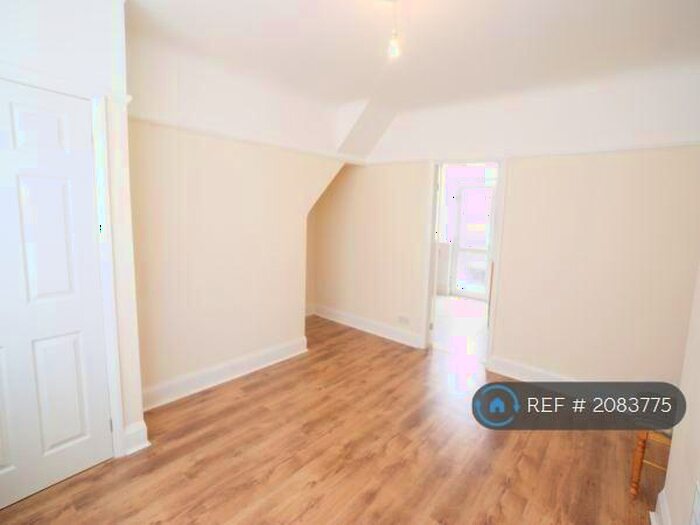 3 Bedroom Terraced House To Rent In Grafton Street, Liverpool, L8