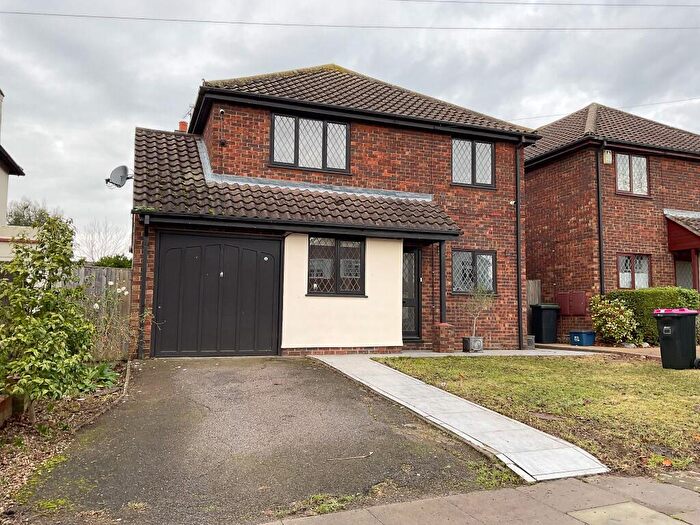 4 Bedroom Detached House To Rent In Station Road, Leigh-on-Sea, SS9