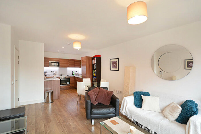 1 Bedroom Apartment To Rent In Copenhagen Court, Pell Street, SE8