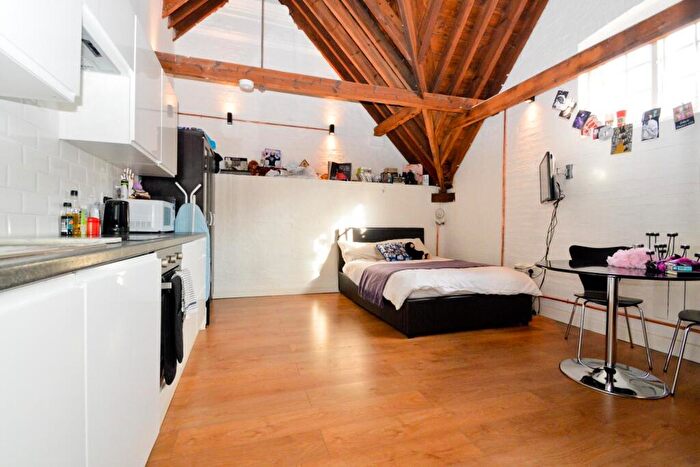 Studio To Rent In Calvert Avenue, Shoreditch, E2