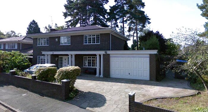 5 Bedroom Detached House For Sale In Hillsborough Park, Camberley, Surrey, GU15