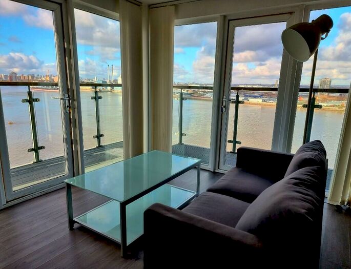 2 Bedroom Flat To Rent In Mast Quay, London, SE18