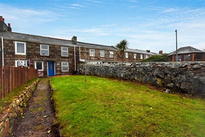 2 Bedroom Terraced House For Sale In Higher Pumpfield Row, Pool, Redruth, TR15