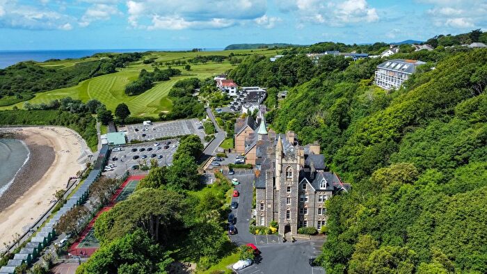 2 Bedroom Flat For Sale In Langland Bay Manor, Langland, Swansea, SA3