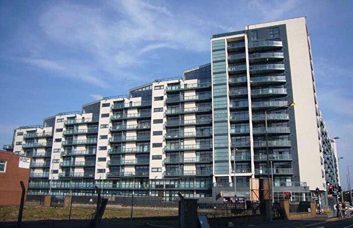 2 Bedroom Flat To Rent In Finnieston Street, Finnieston, Glasgow, G3