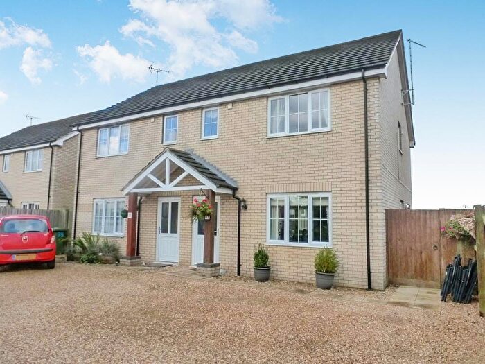 3 Bedroom Semi-Detached House To Rent In Station Avenue, Murrow, Wisbech, PE13