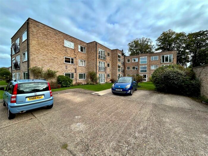 2 Bedroom Apartment To Rent In Riseley Road, Maidenhead, Berkshire, SL6
