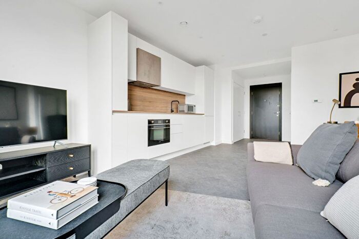 1 Bedroom Studio To Rent In Skyline Apartments, Three Water, E3