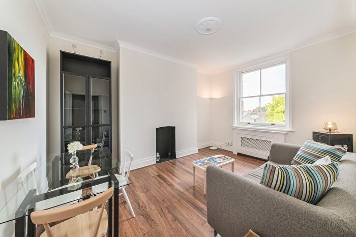 1 Bedroom Flat To Rent In Elm Park Mansions, Park Walk, London, SW10