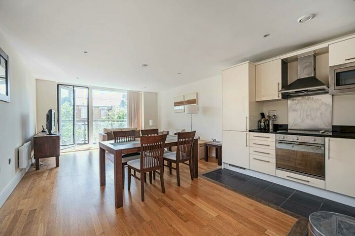 1 Bedroom Flat To Rent In Drayton Park, Highbury, London, N5