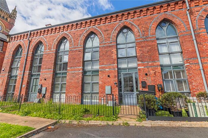 3 Bedroom Terraced House For Sale In The Refectory, Oakenhurst Close, Wardle, Rochdale, OL12