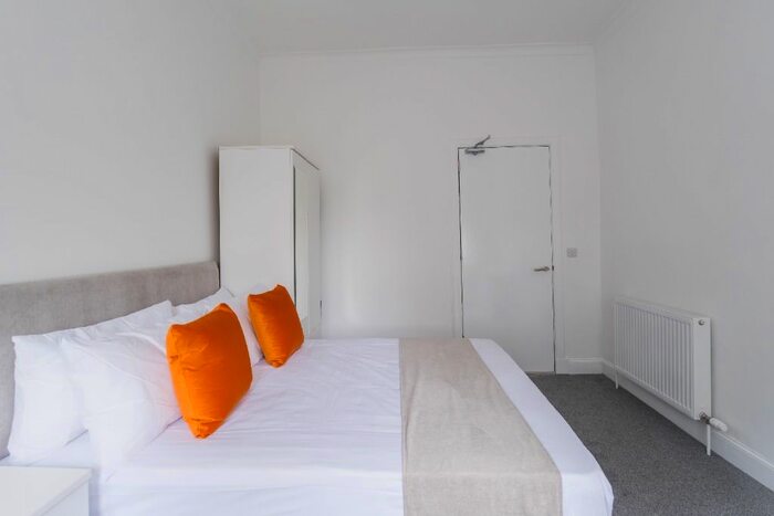 1 Bedroom Flat To Rent In Thornwood Avenue, West End, Glasgow, G11