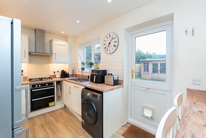 2 Bedroom End Of Terrace House For Sale In Chadhurst Close, North Holmwood, RH5