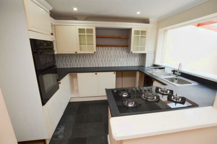 3 Bedroom Semi-Detached House To Rent In Rattle Road, Westham, BN24