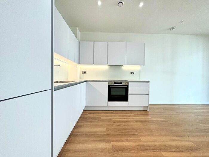 1 Bedroom Apartment To Rent In Mighell Street, Brighton, BN2