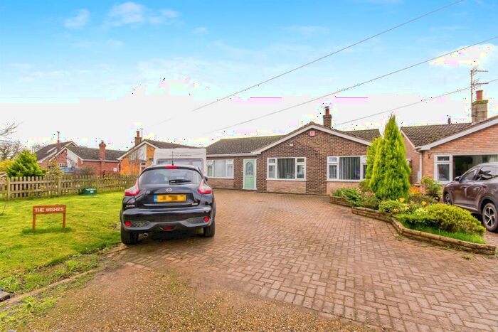 2 Bedroom Detached Bungalow For Sale In Engine Dyke, Gedney Dyke, Spalding, PE12