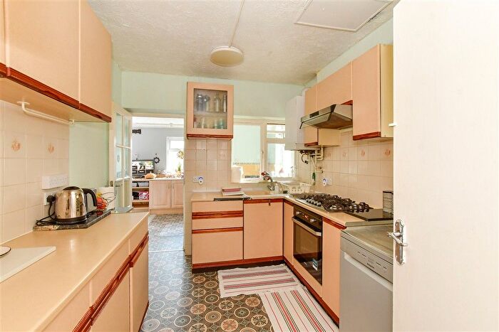 4 Bedroom Semi-detached House For Sale In Chadwell Heath Lane, Chadwell Heath, Essex, RM6