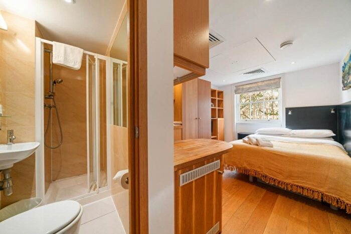 Studio To Rent In Cartwright Gardens, Bloomsbury, WC1H
