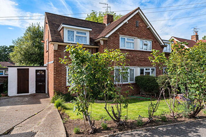 2 Bedroom Semi Detached House For Sale In Long Dyke, Merrow, GU1