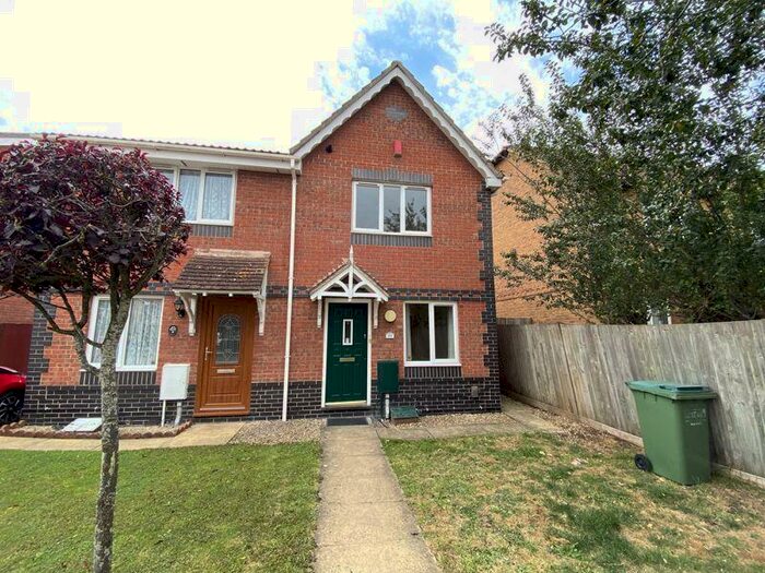 2 Bedroom Semi-Detached House To Rent In Harvest Close, Bristol, BS32