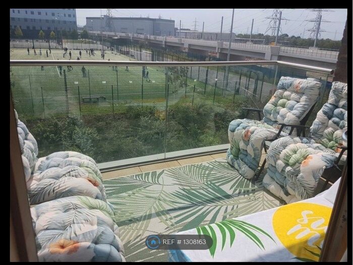 1 Bedroom Flat To Rent In Pedley House, Barking IG11