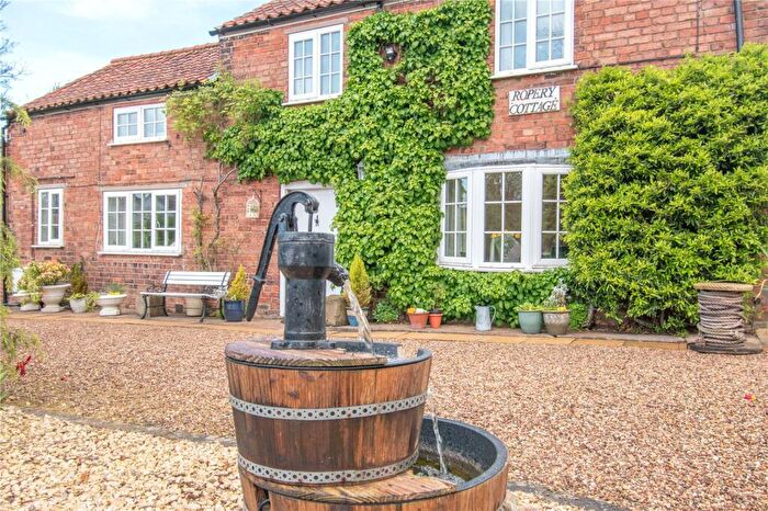 3 Bedroom Detached House For Sale In Spruce Lane, Ulceby, North East Lincs, DN39