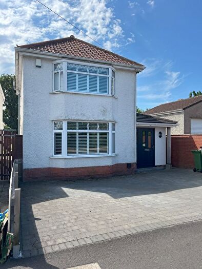 3 Bedroom Detached House To Rent In Park Avenue, Bridgwater, TA6