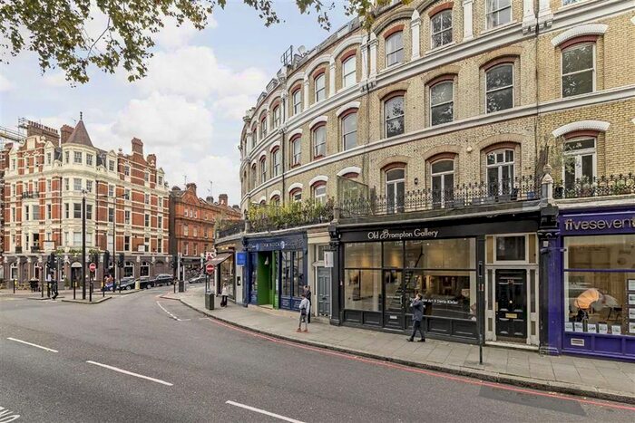 Studio To Rent In Old Brompton Road, London SW5