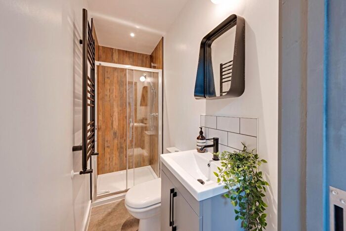 6 Bedroom Property To Rent In Glebelands Road, Filton, Bristol, BS34