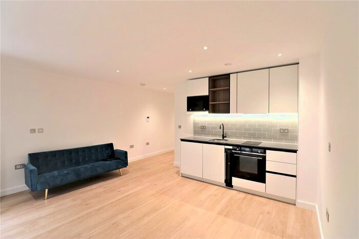 Studio To Rent In Fairbank House, East Drive, Beaufort Park NW9