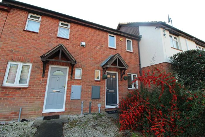 2 Bedroom Terraced House To Rent In Spalt Close, Hutton, CM13