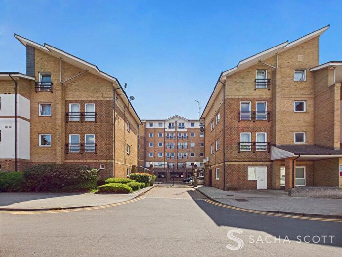 2 Bedroom Apartment For Sale In Melbourne Road, Salisbury House, SM6