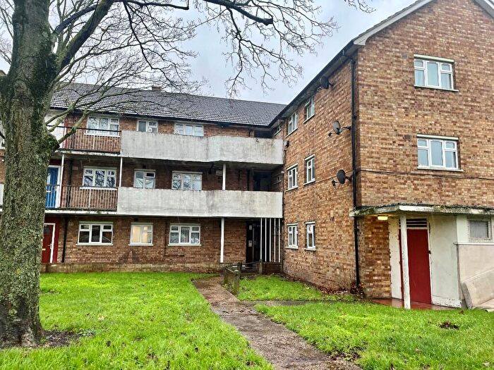 2 Bedroom Flat To Rent In Padnall Road, Romford, RM6