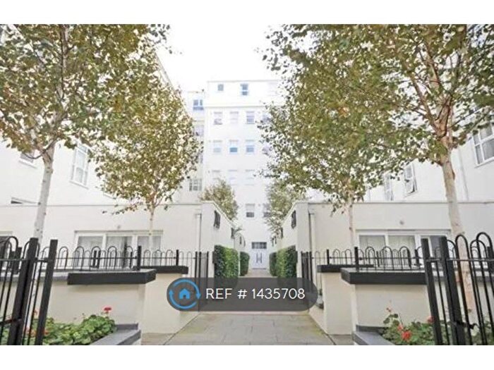 2 Bedroom Flat To Rent In Bromyard House, London, W3