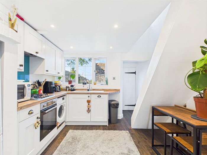 1 Bedroom Terraced House For Sale In College Road, Framlingham, Suffolk, IP13