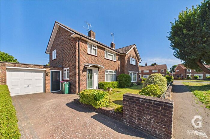 3 Bedroom Semi-Detached House For Sale In Ewhurst Road, West Green, Crawley, West Sussex, RH11