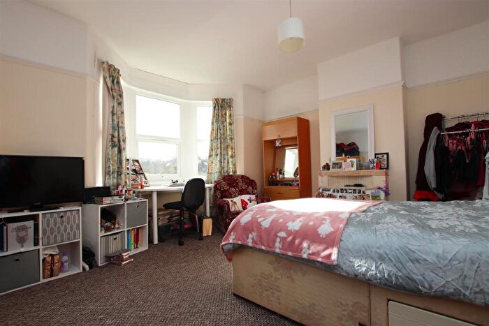 2 Bedroom Flat To Rent In Newbridge Road, Bath, BA1