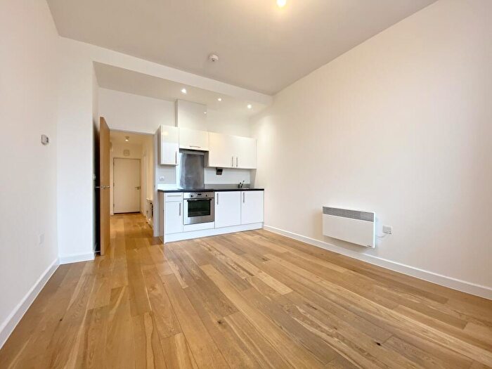 1 Bedroom Apartment To Rent In Ashton, Duckmoor Road, BS3