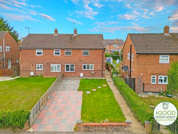 3 Bedroom Semi-Detached House To Rent In Morton Road, Ongar, CM5