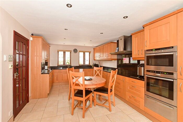 4 Bedroom Detached House For Sale In Fermor Road, Crowborough, East Sussex, TN6