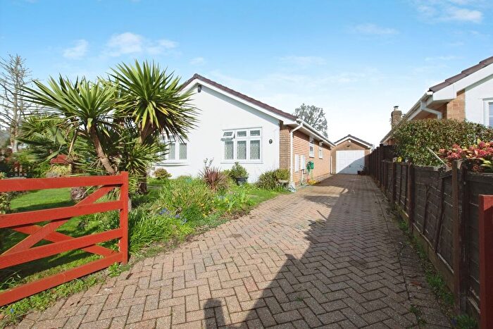3 Bedroom Detached Bungalow For Sale In West Avenue, Three Legged Cross, Wimborne, BH21