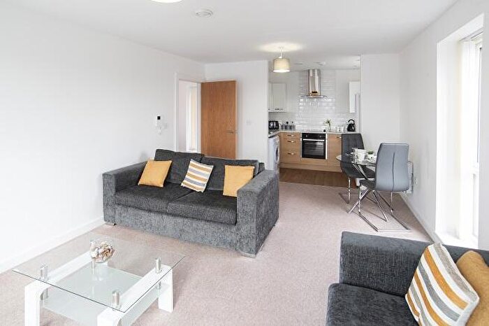 2 Bedroom Apartment To Rent In Colman Gardens, Manchester, Greater Manchester, M5