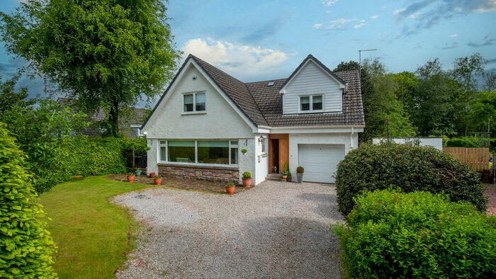 4 Bedroom Detached House For Sale In Knockbuckle Road, Kilmacolm, PA13