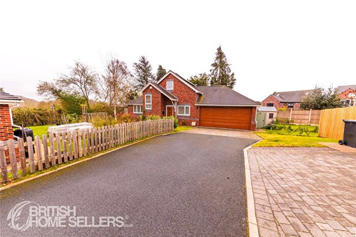 3 Bedroom Bungalow For Sale In Woodlands Road, Broseley Wood, Broseley, Shropshire, TF12