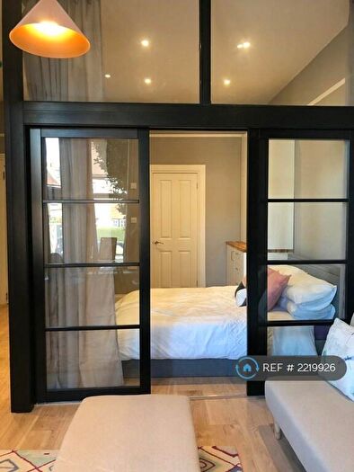 1 Bedroom Flat To Rent In Villiers Road, Southsea, PO5